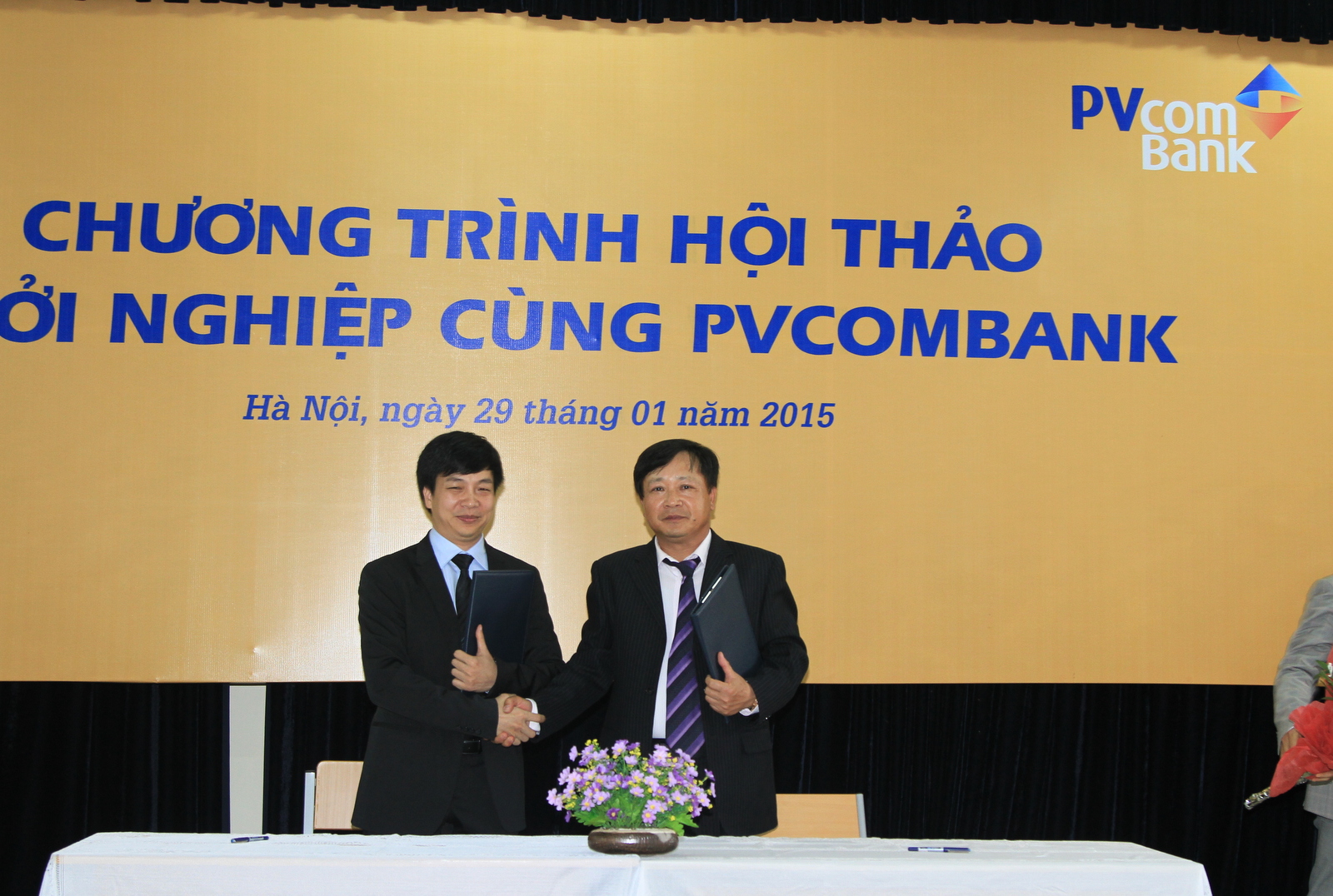 Khoi nghiep cung PVcomBank